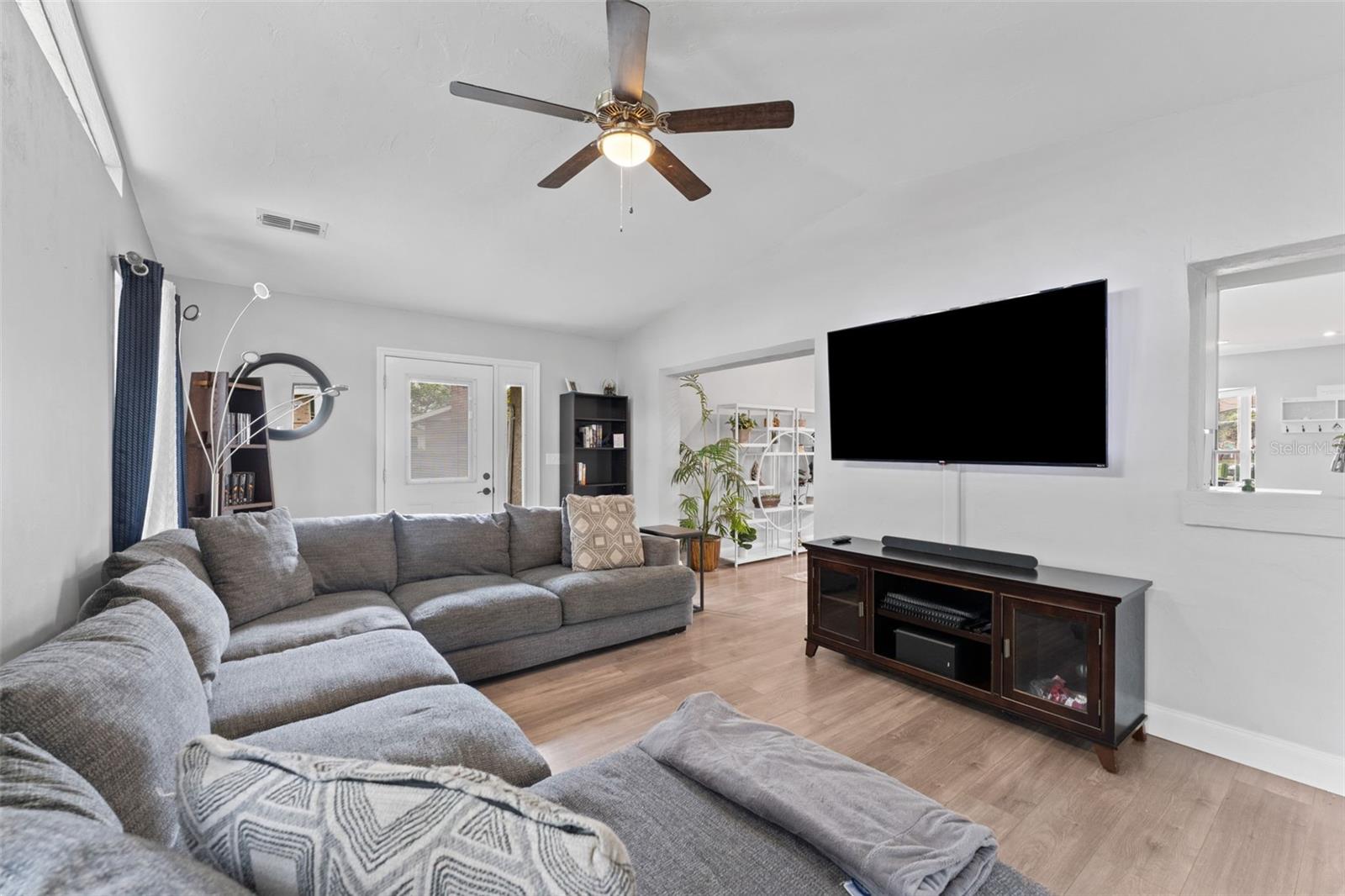 120 QUAKER RIDGE DR, DAYTONA BEACH, FL, 32119