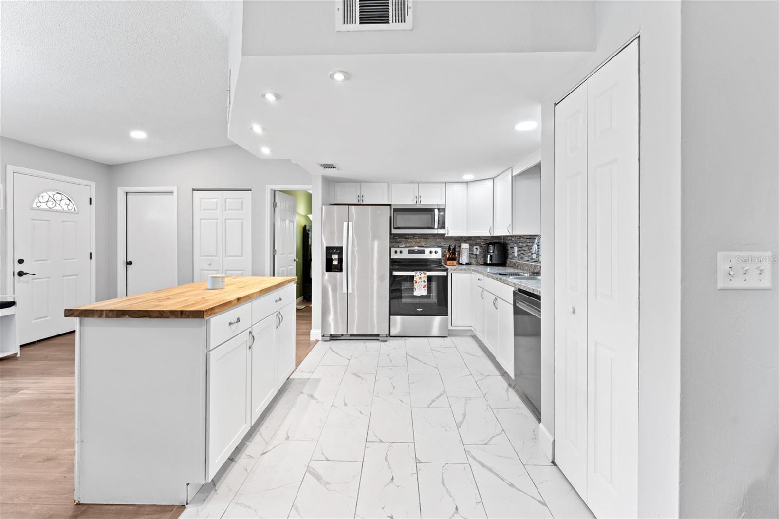 120 QUAKER RIDGE DR, DAYTONA BEACH, FL, 32119