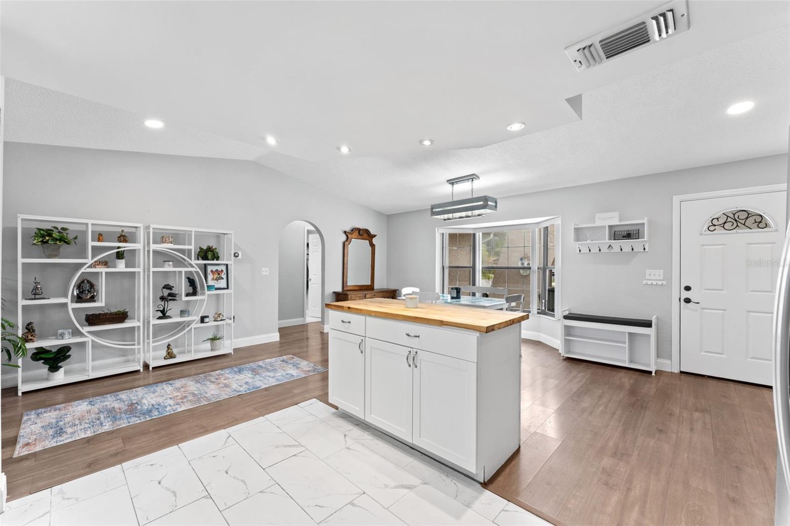 120 QUAKER RIDGE DR, DAYTONA BEACH, FL, 32119