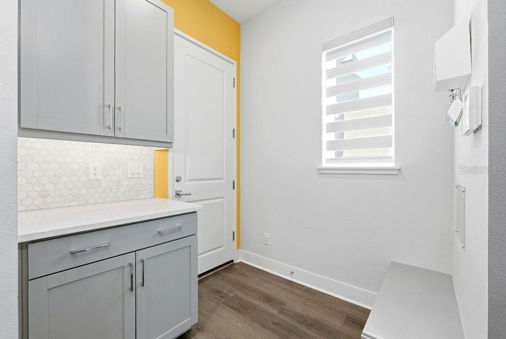 6955 HIGGS ALY, ORLANDO, FL, 32827