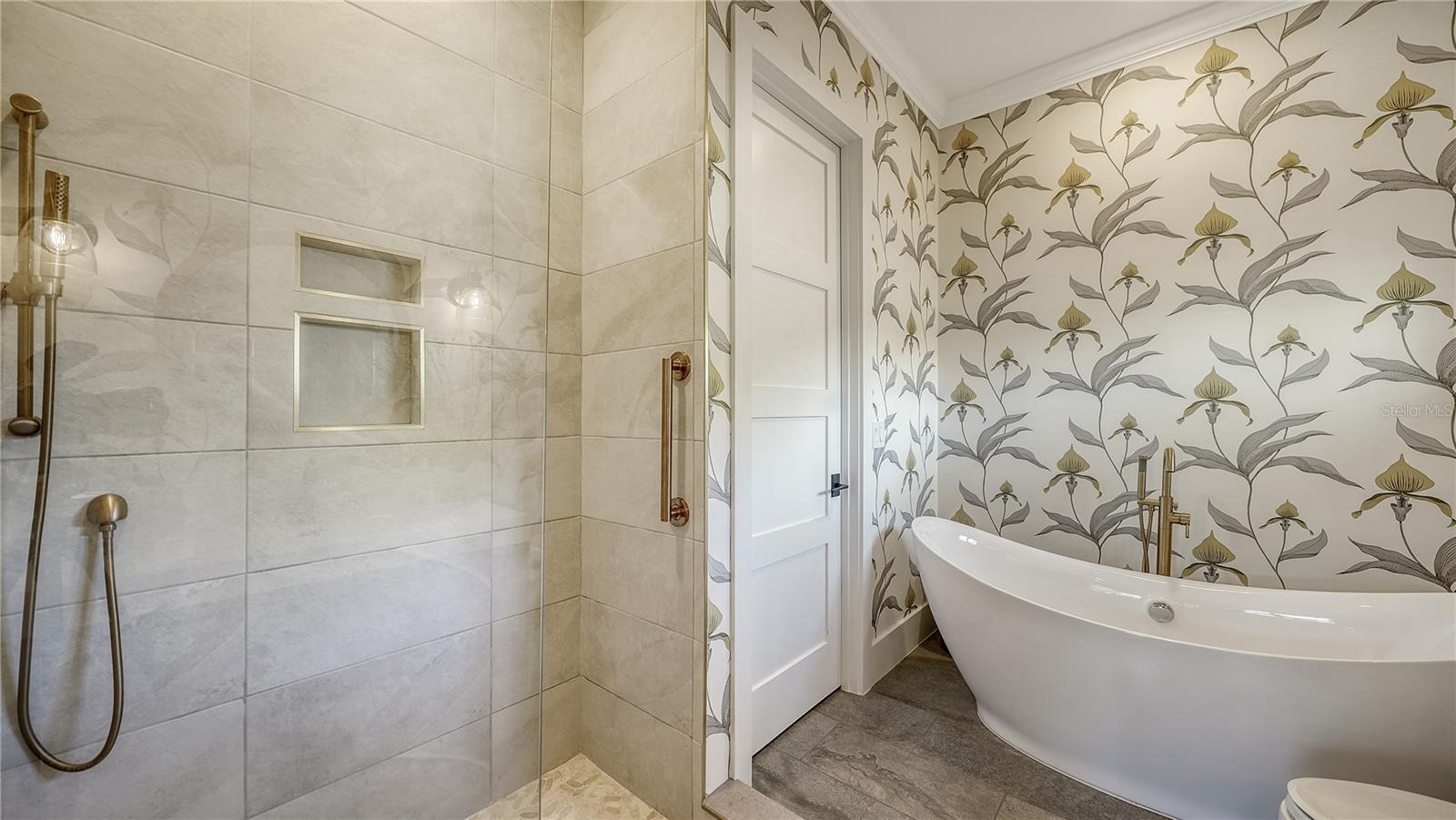 7022 SADDLE CREEK CIR, SARASOTA, FL, 34241