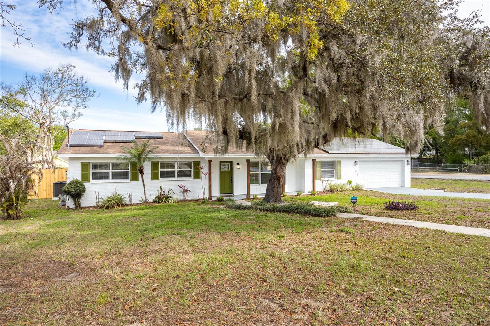 102 W ANGLEWOOD DR, BRANDON, FL, 33511