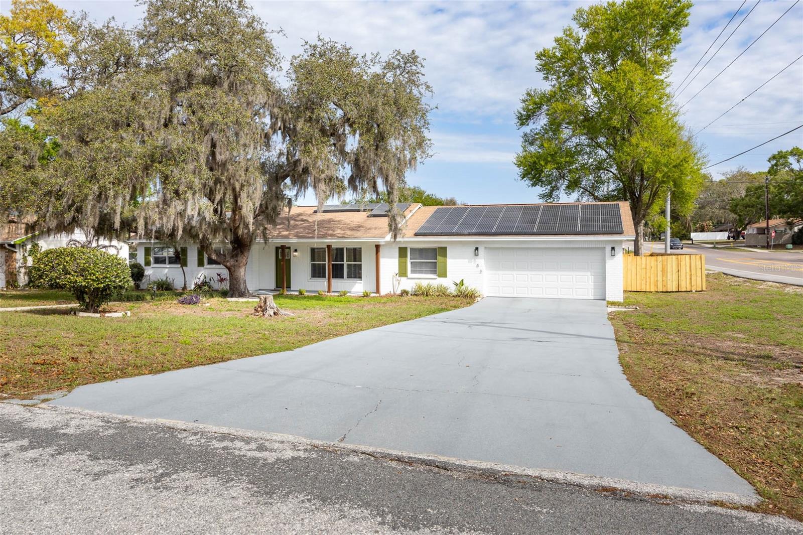 102 W ANGLEWOOD DR, BRANDON, FL, 33511