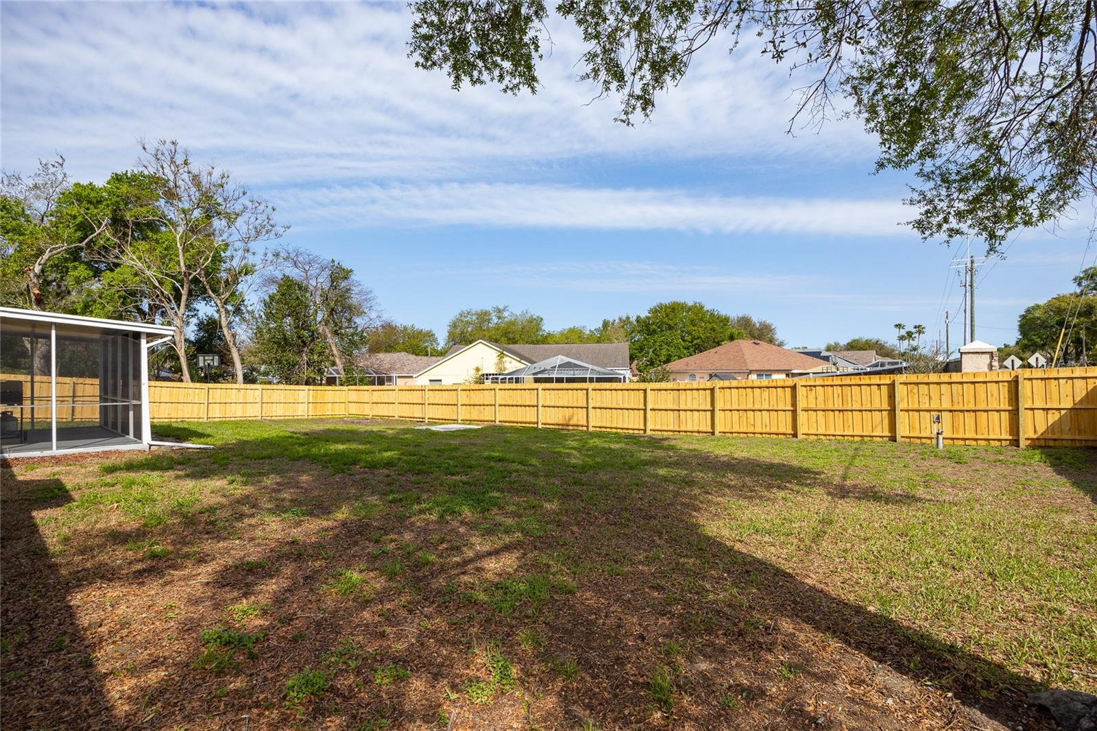 102 W ANGLEWOOD DR, BRANDON, FL, 33511