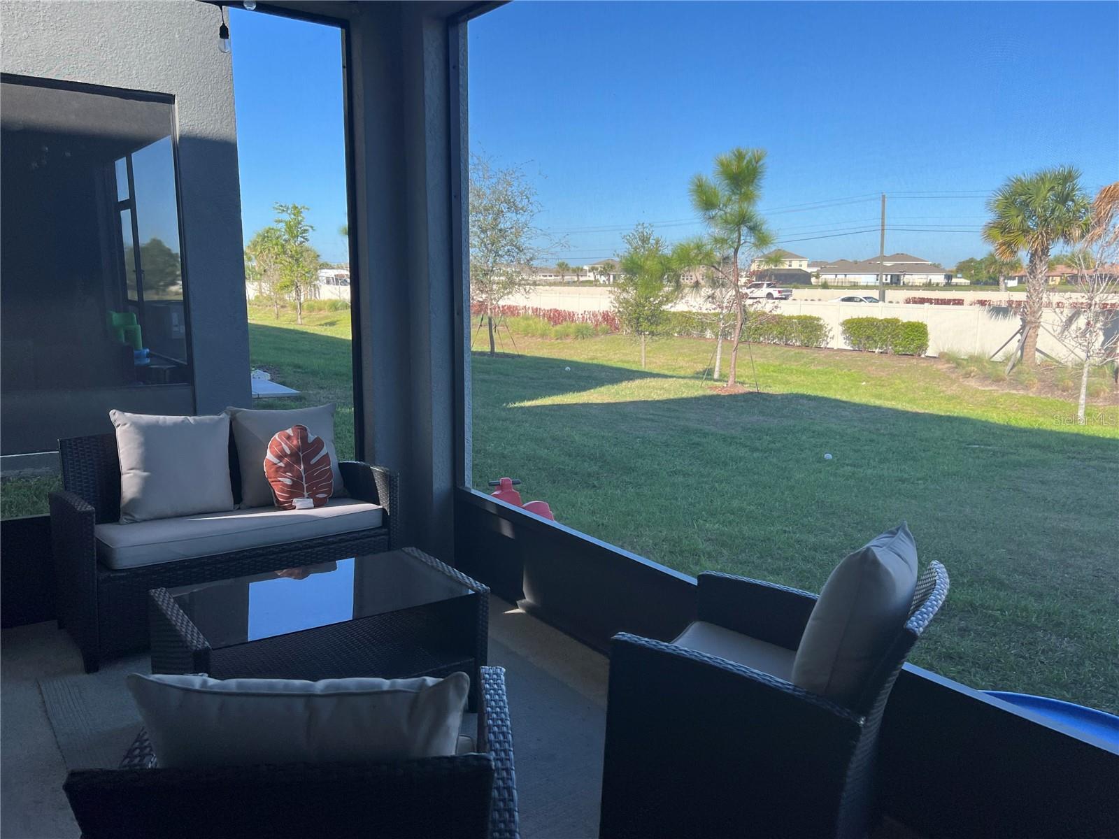 184 MANGROVE SHADE CIR, APOLLO BEACH, FL, 33572