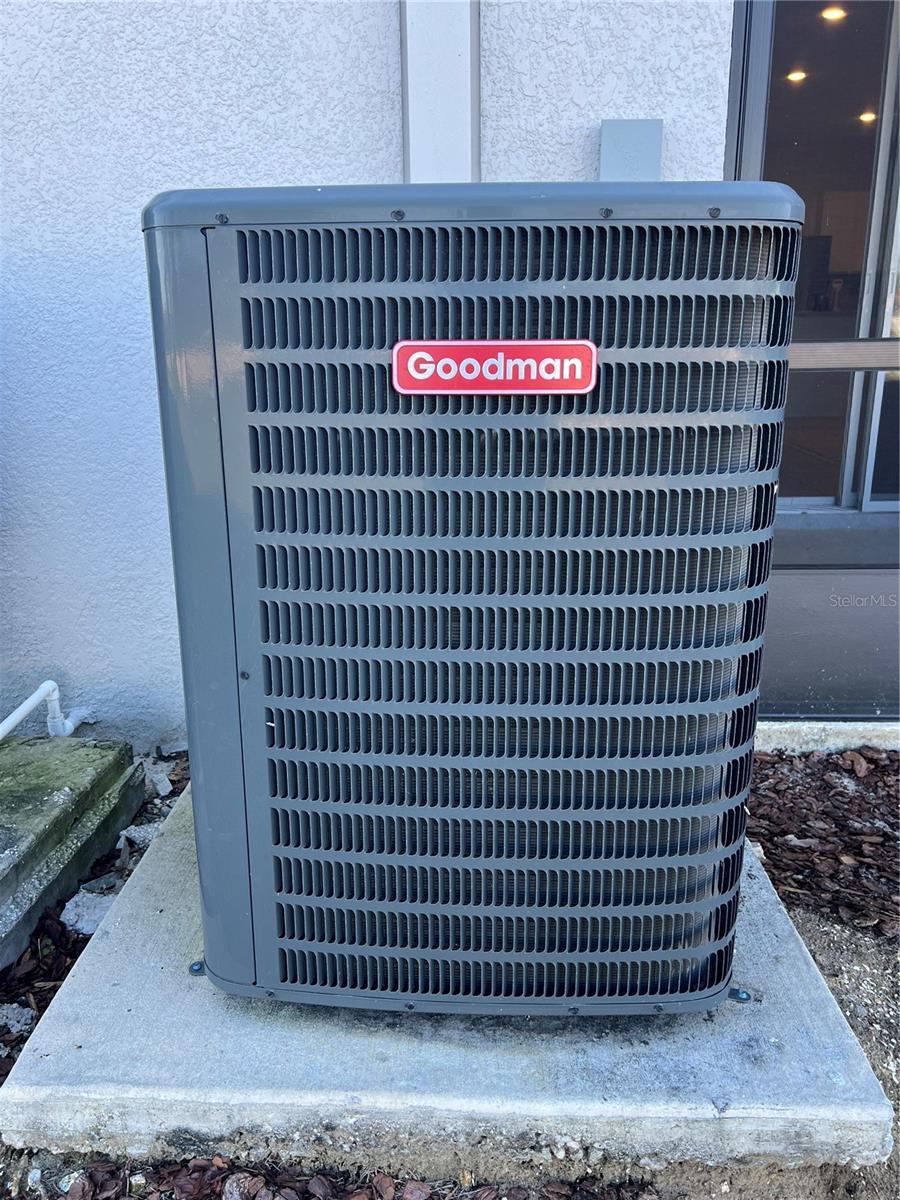 184 MANGROVE SHADE CIR, APOLLO BEACH, FL, 33572