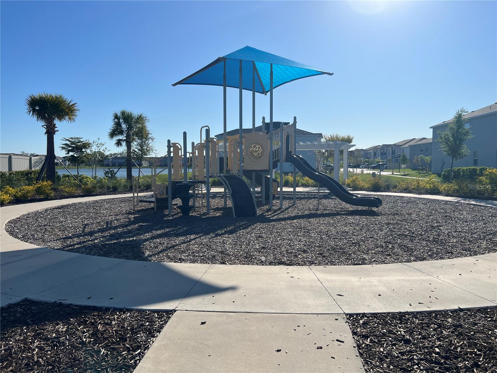 184 MANGROVE SHADE CIR, APOLLO BEACH, FL, 33572