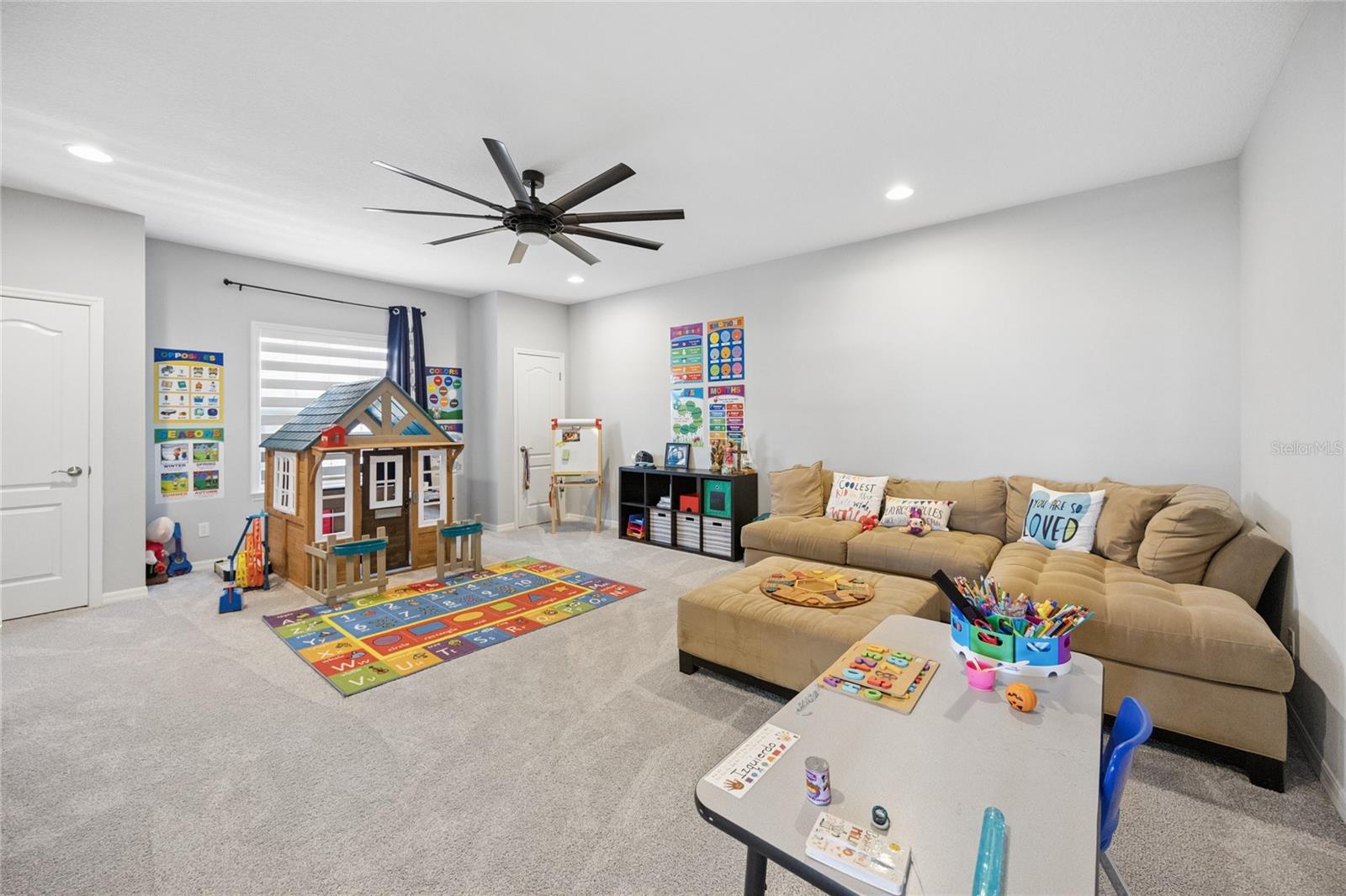 1316 ESTANCIA WOODS LOOP, WINDERMERE, FL, 34786