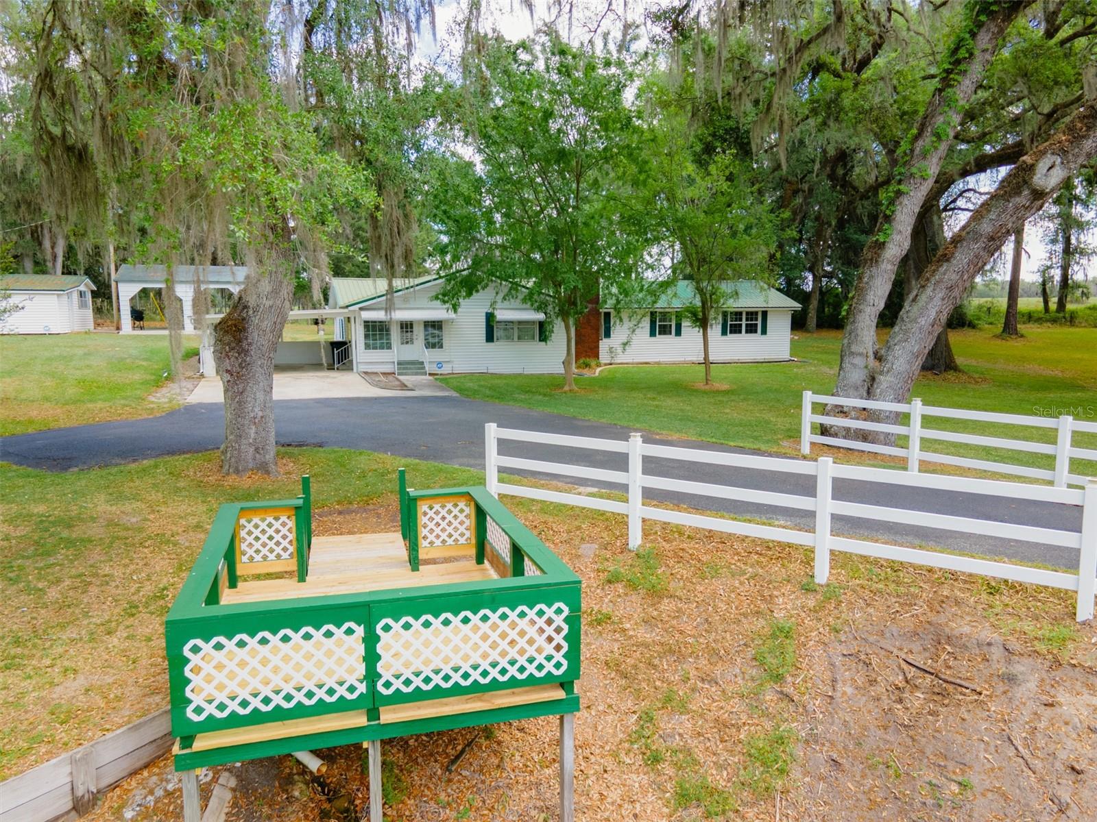 7893 S US HIGHWAY 441, LAKE CITY, FL, 32025