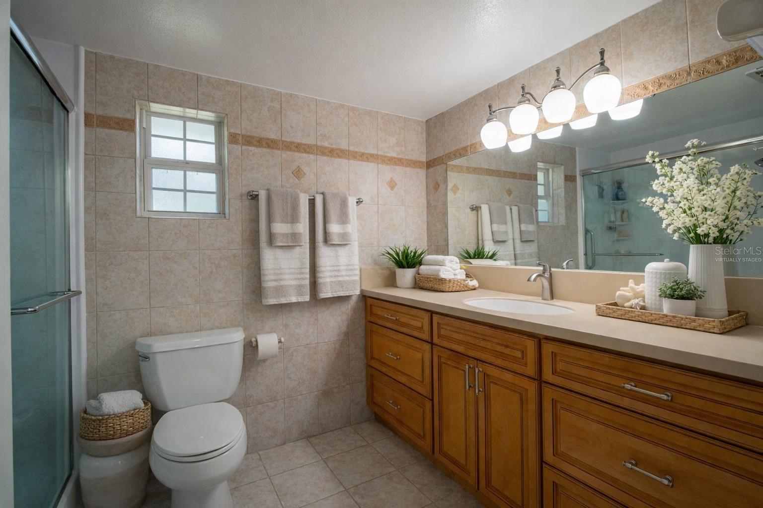 7893 S US HIGHWAY 441, LAKE CITY, FL, 32025