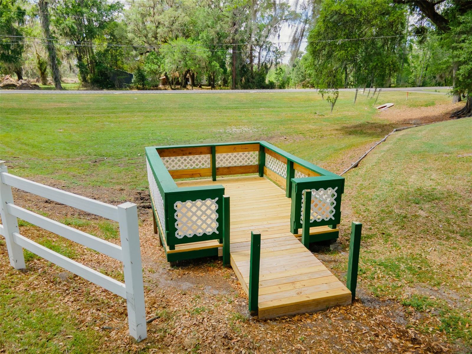 7893 S US HIGHWAY 441, LAKE CITY, FL, 32025