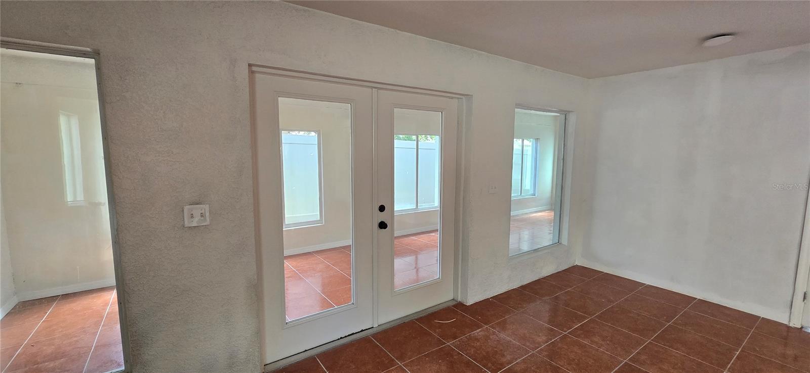 1810 GREYSTONE HEIGHTS DR, VALRICO, FL, 33594