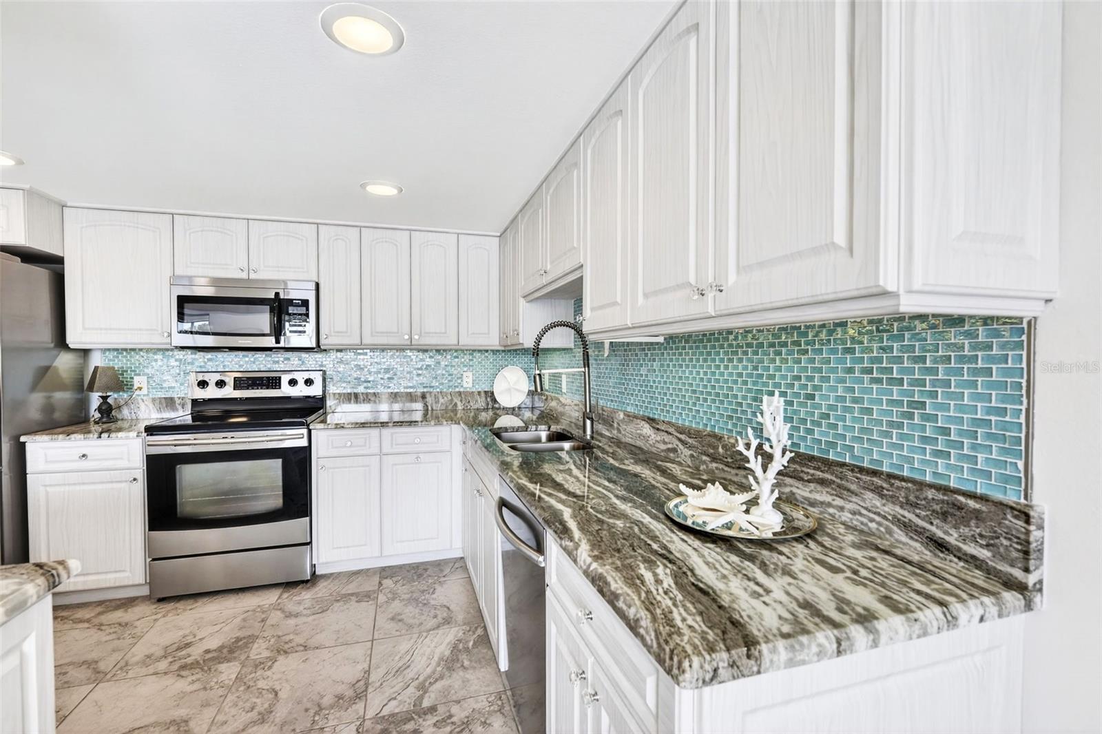 3235 SUGARLOAF KEY RD #13B, PUNTA GORDA, FL, 33955