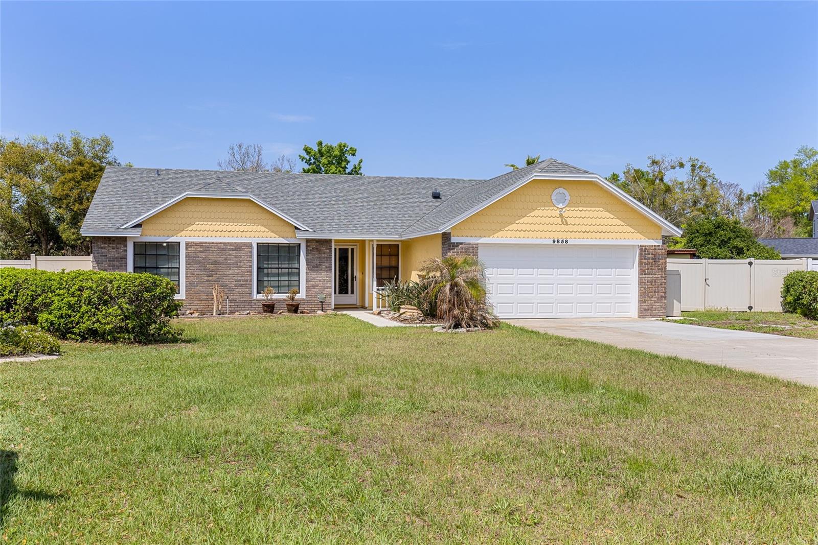 9858 BALMORAL CIR, ORLANDO, FL, 32817