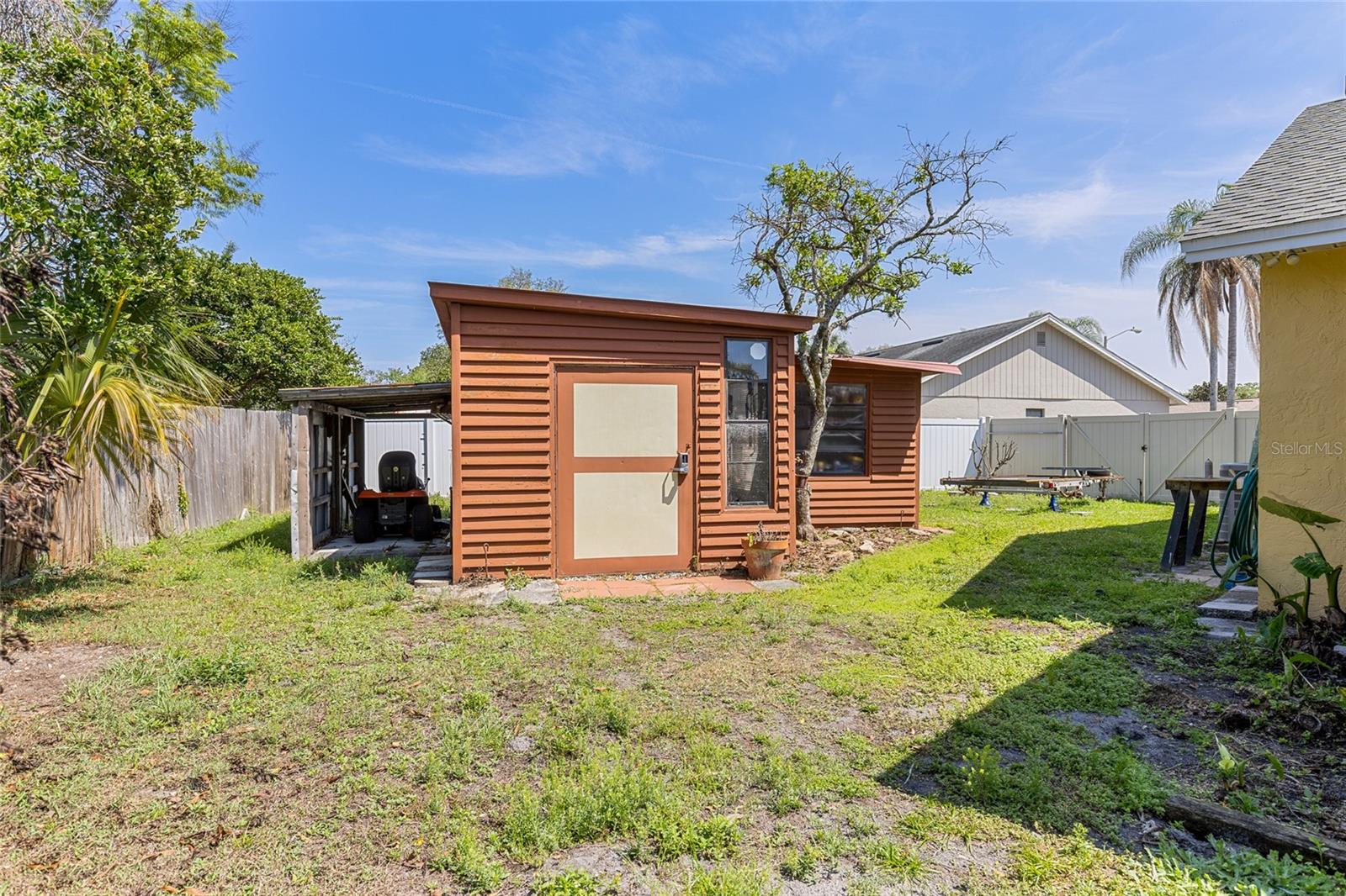 9858 BALMORAL CIR, ORLANDO, FL, 32817