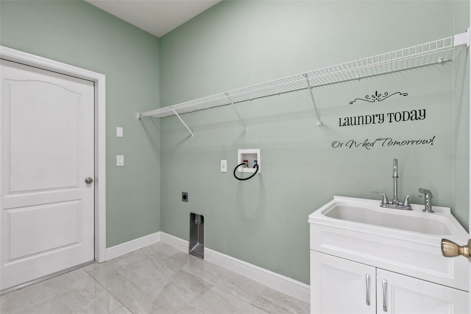 272 PORCHESTER DR, SANFORD, FL, 32771