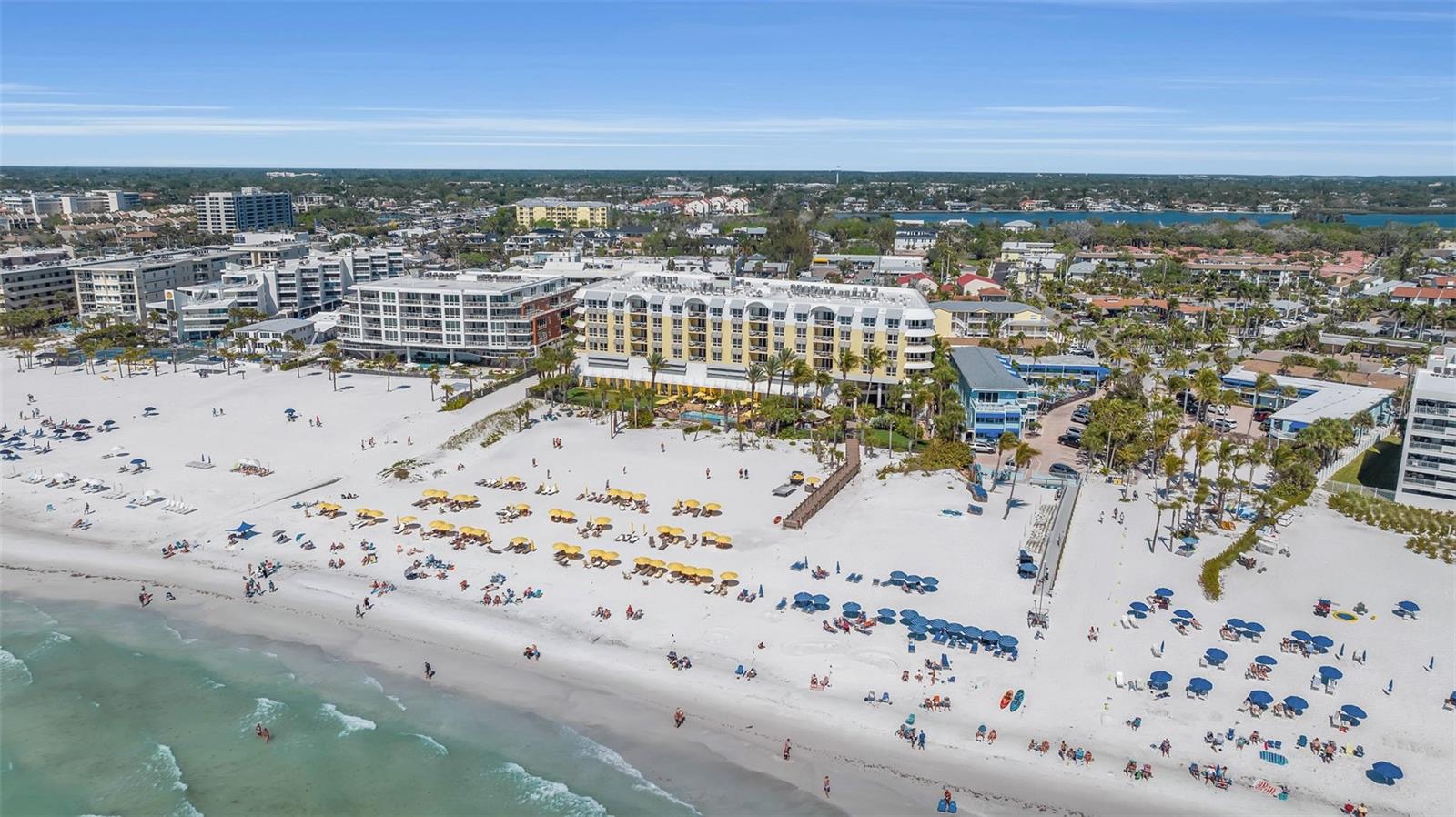 915 SEASIDE DR #310, SARASOTA, FL, 34242