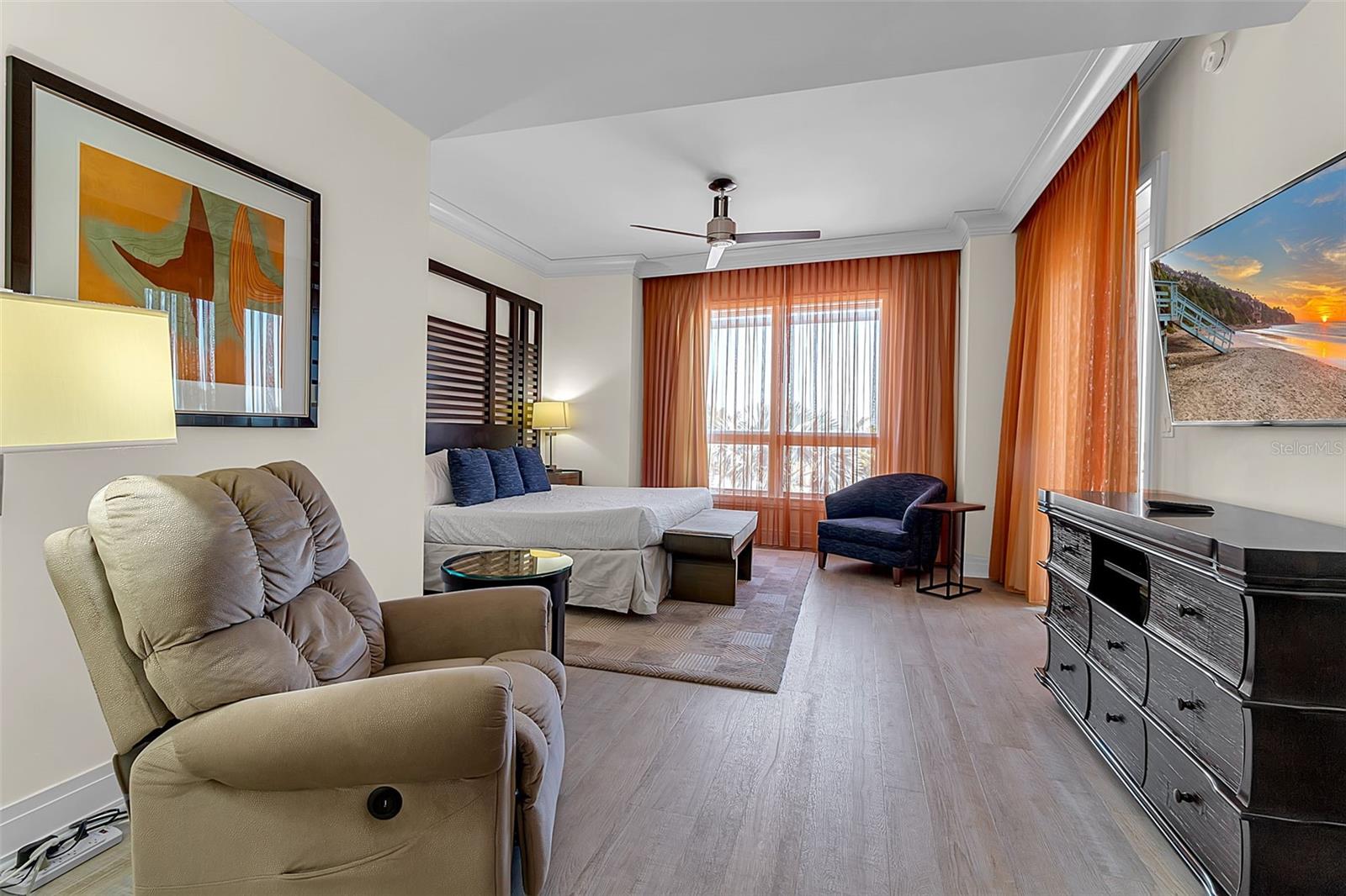 915 SEASIDE DR #310, SARASOTA, FL, 34242