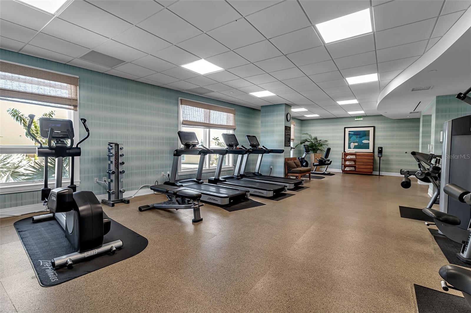 915 SEASIDE DR #310, SARASOTA, FL, 34242