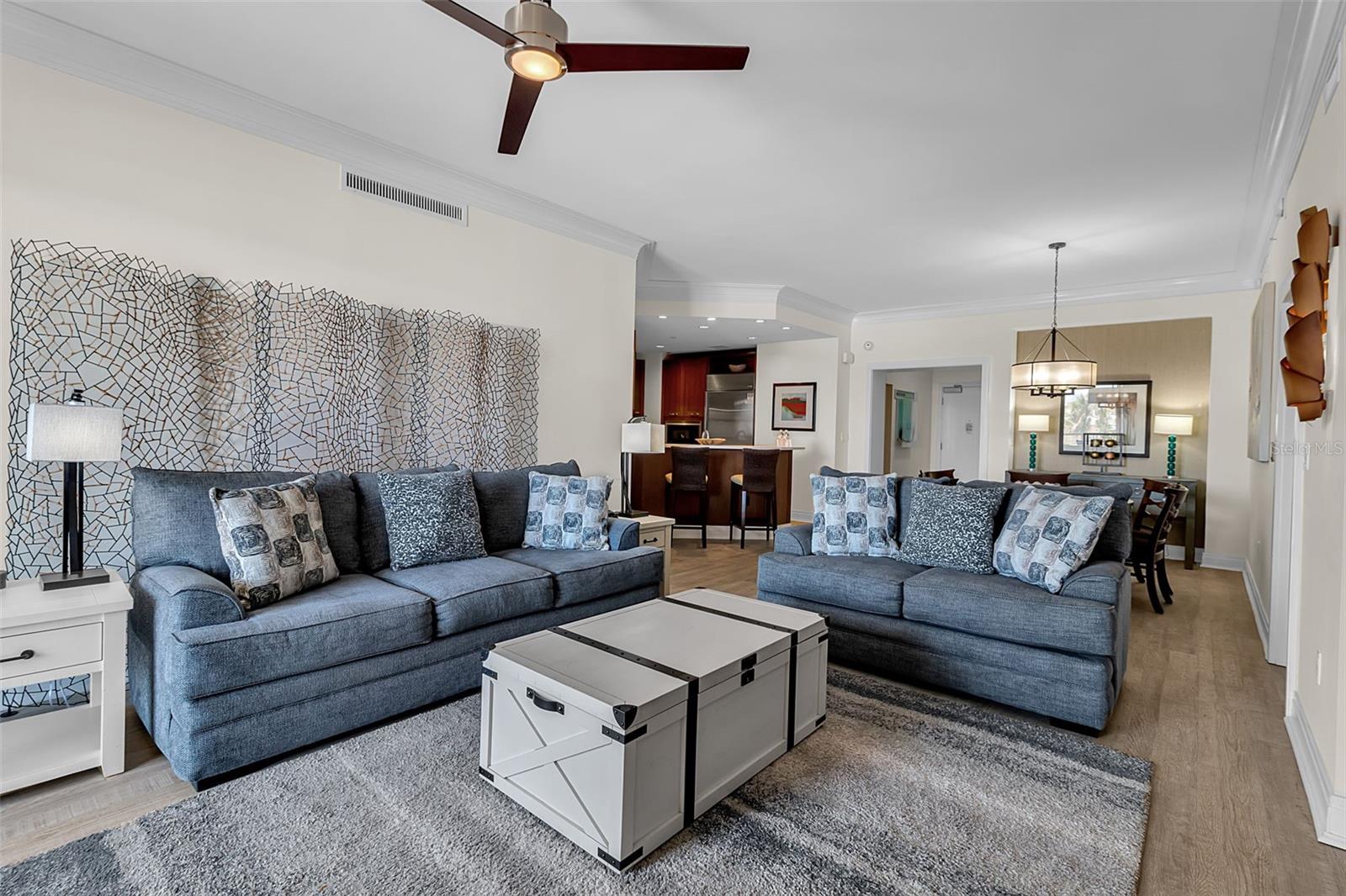 915 SEASIDE DR #310, SARASOTA, FL, 34242