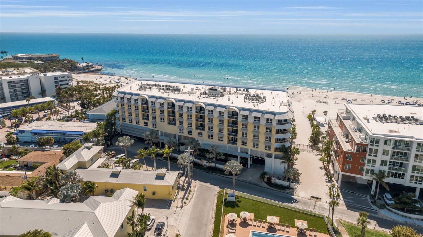 915 SEASIDE DR #310, SARASOTA, FL, 34242