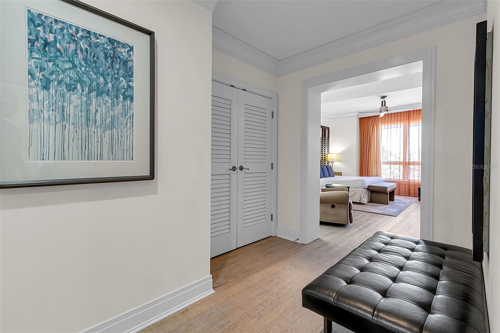 915 SEASIDE DR #310, SARASOTA, FL, 34242