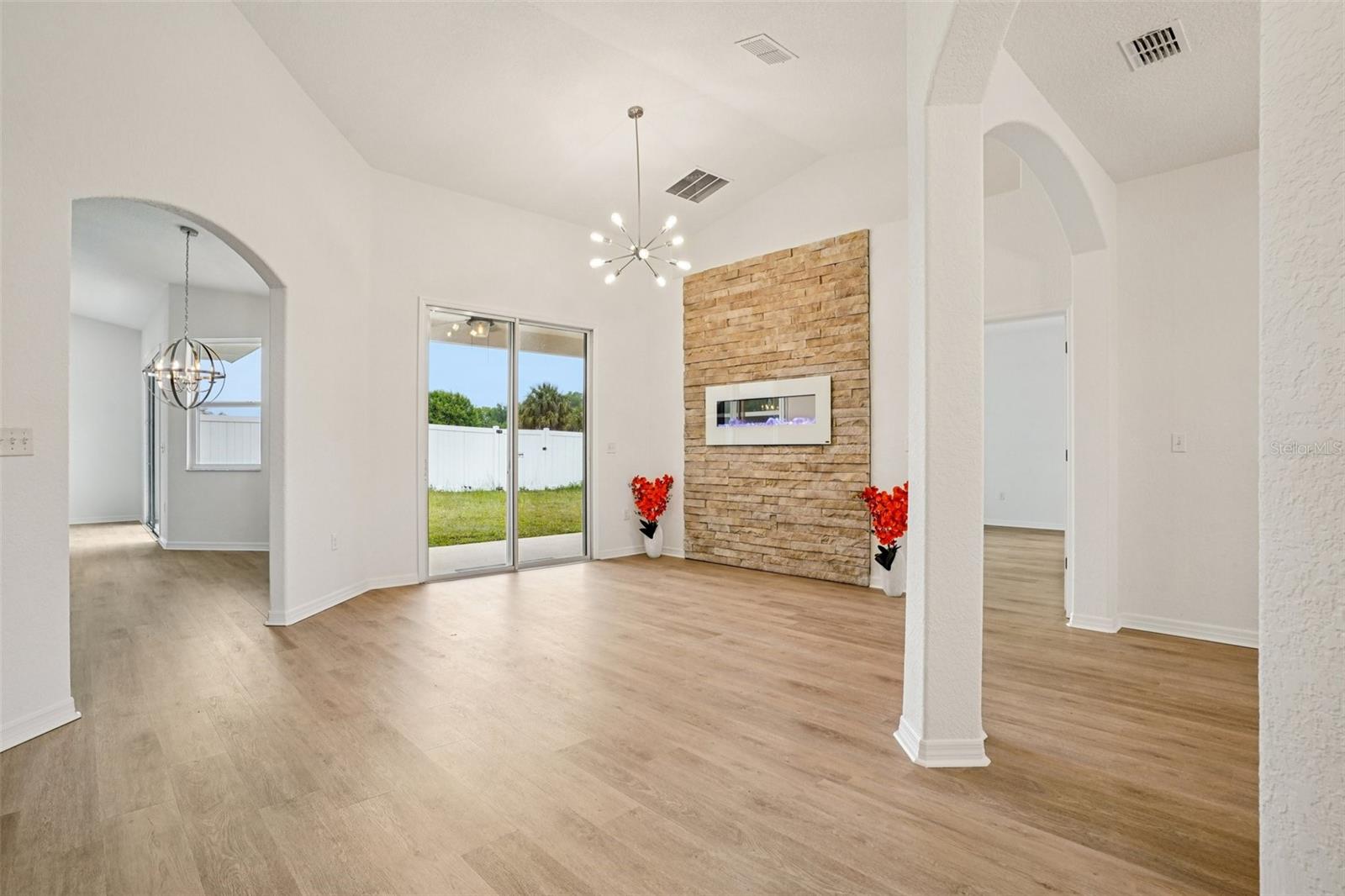12371 NE 48TH CIR, OXFORD, FL, 34484