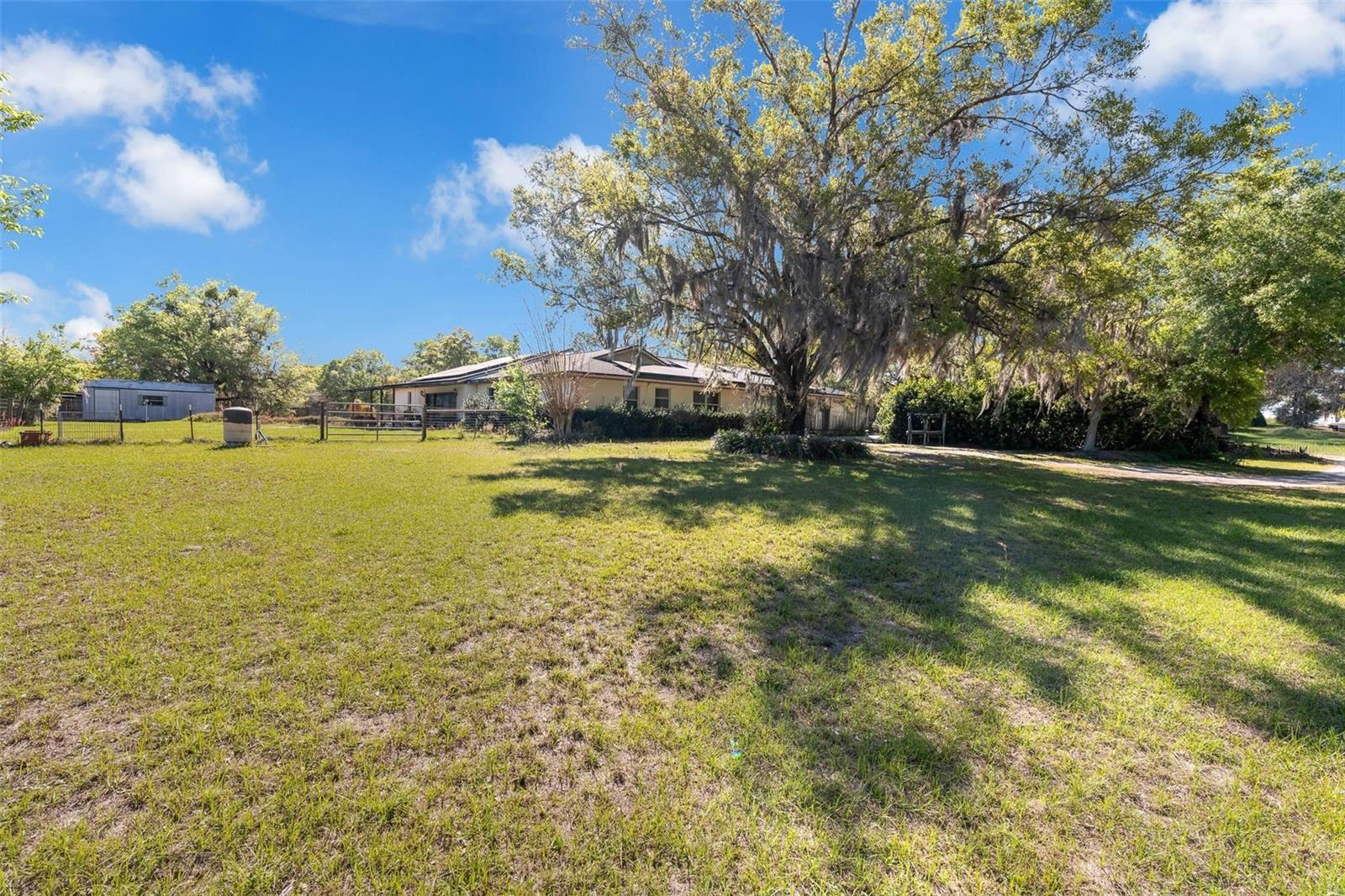 475 E NEW YORK AVE, ORANGE CITY, FL, 32763