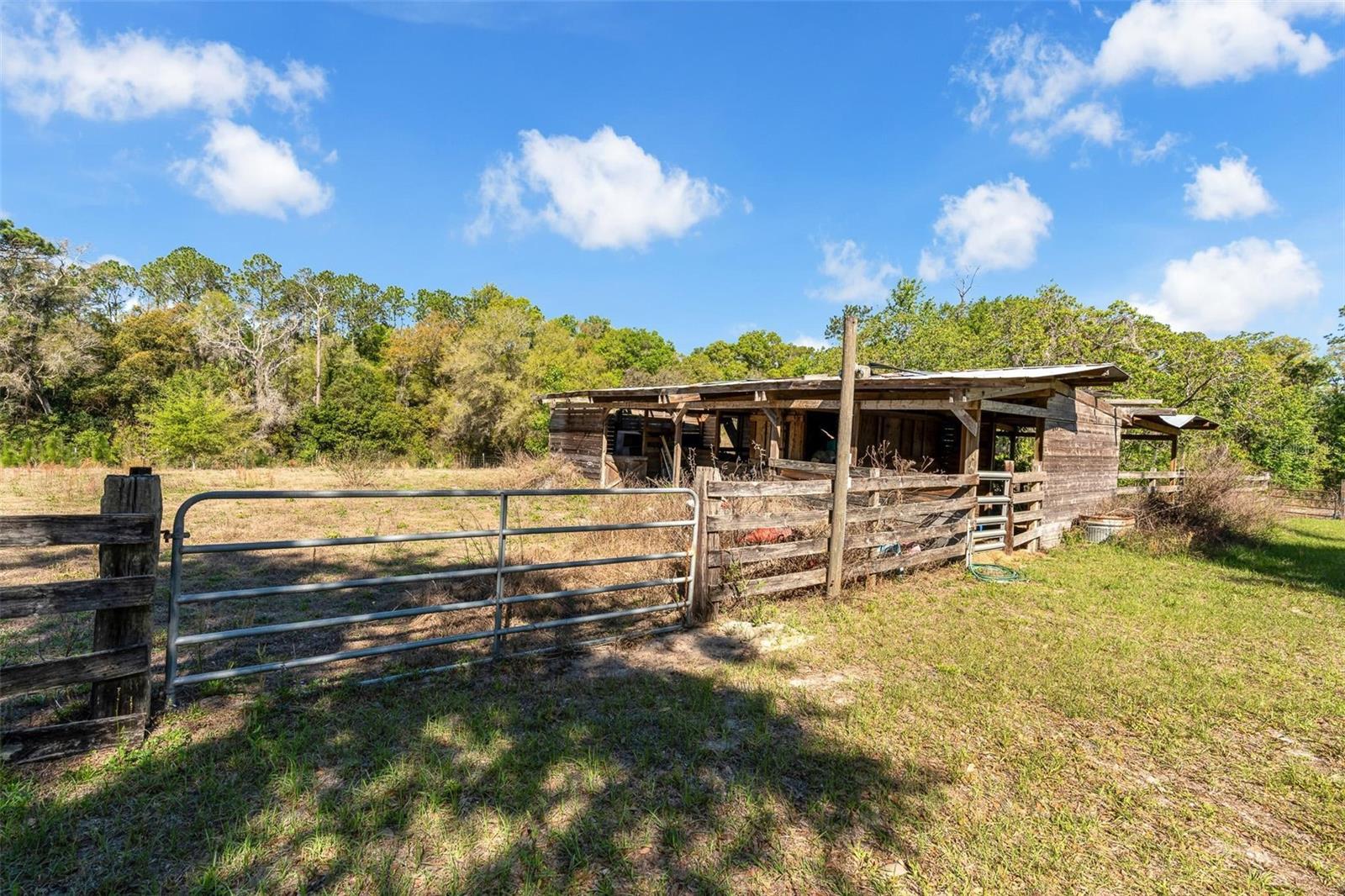 475 E NEW YORK AVE, ORANGE CITY, FL, 32763