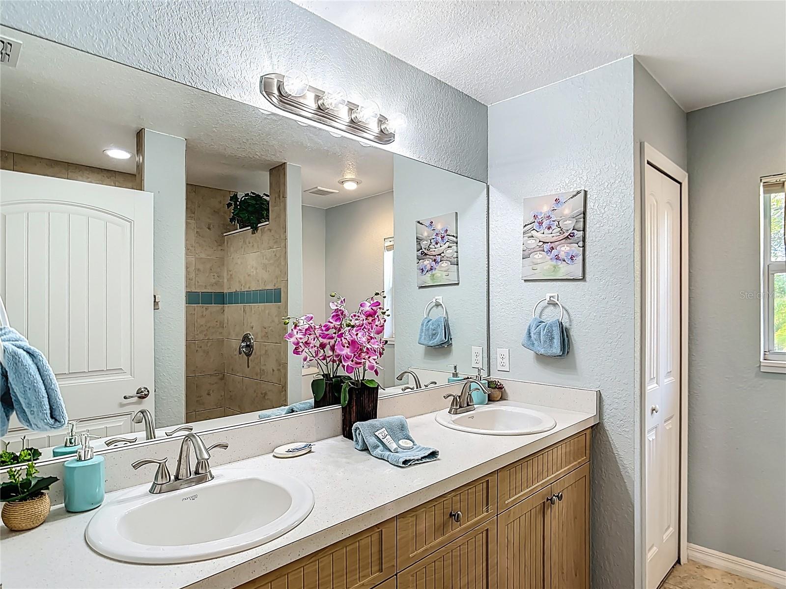 208 JENNIFER DR, ROTONDA WEST, FL, 33947