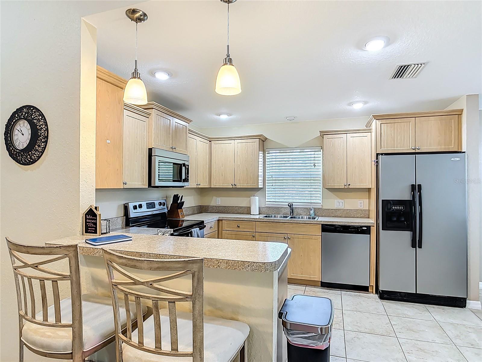 208 JENNIFER DR, ROTONDA WEST, FL, 33947