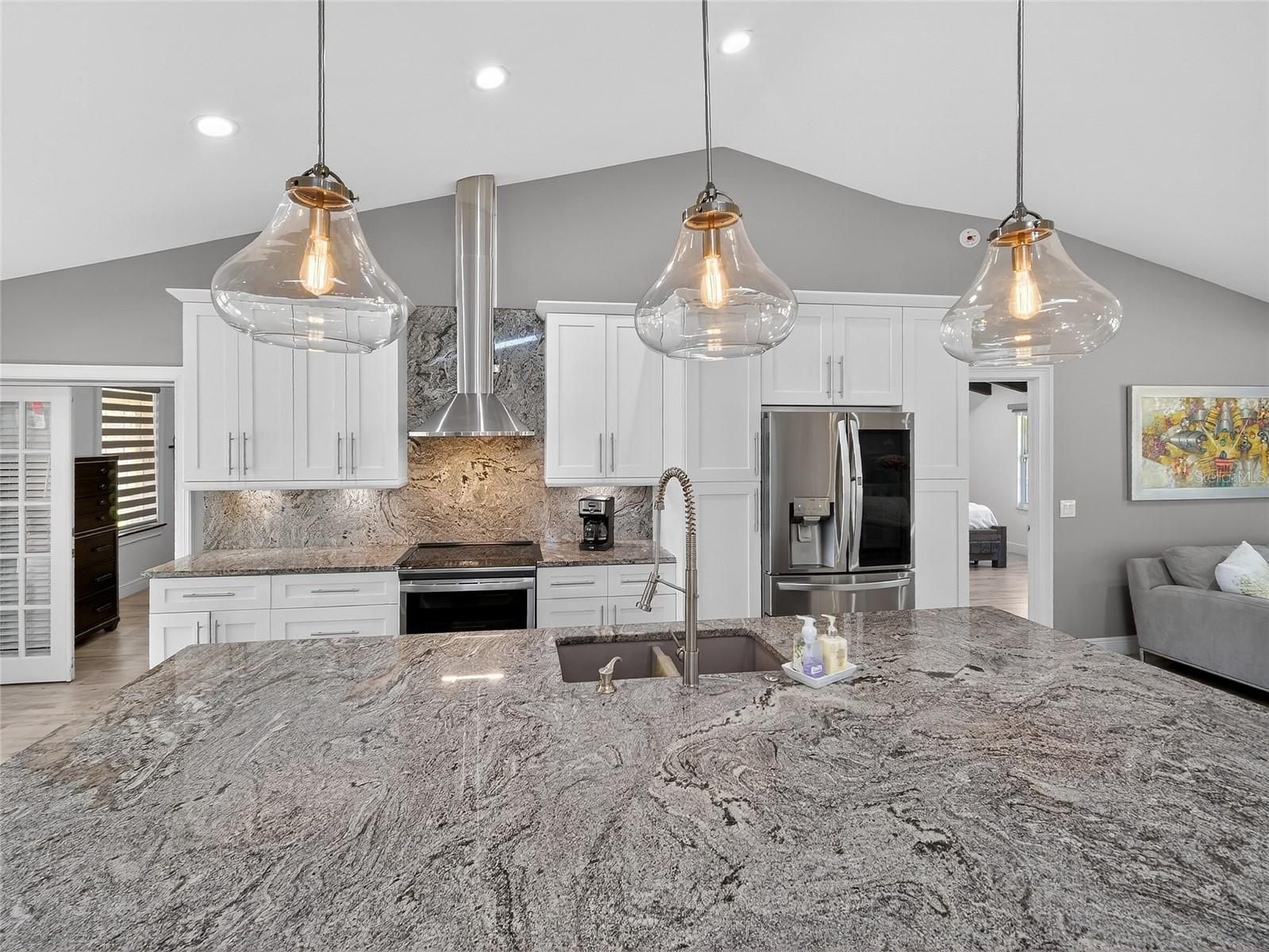 1184 LAURA ST, CASSELBERRY, FL, 32707