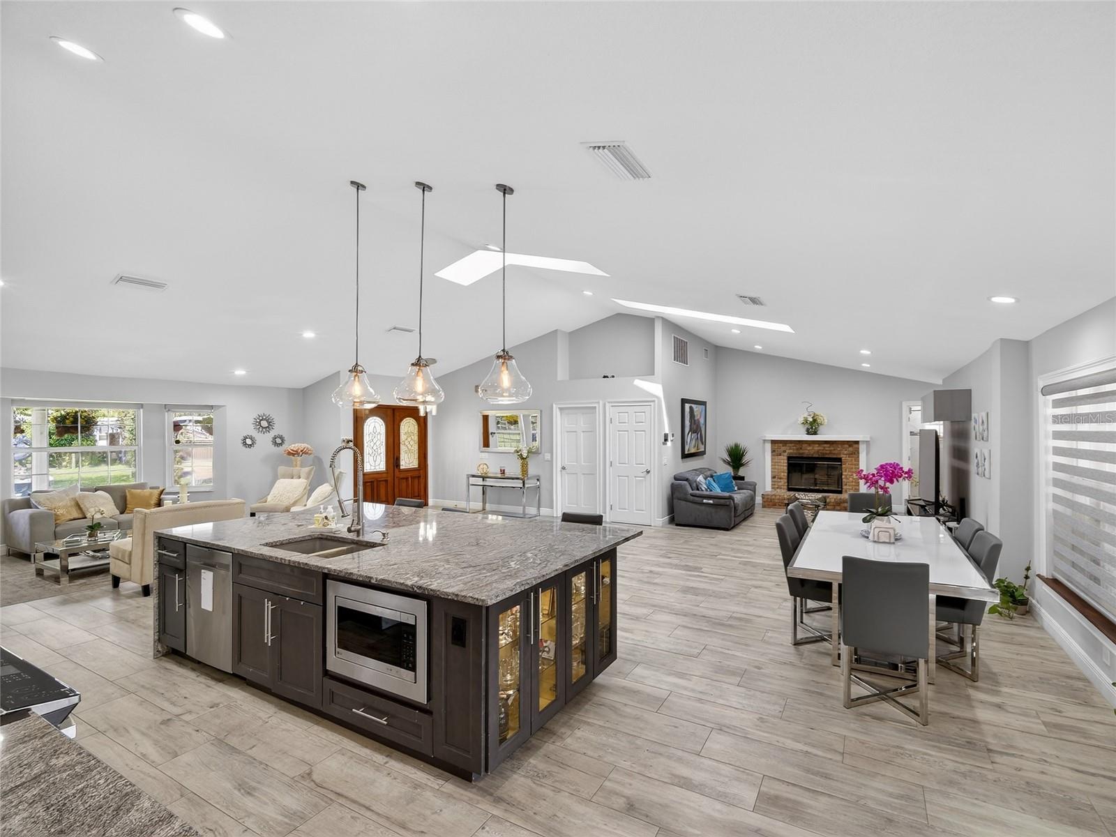1184 LAURA ST, CASSELBERRY, FL, 32707