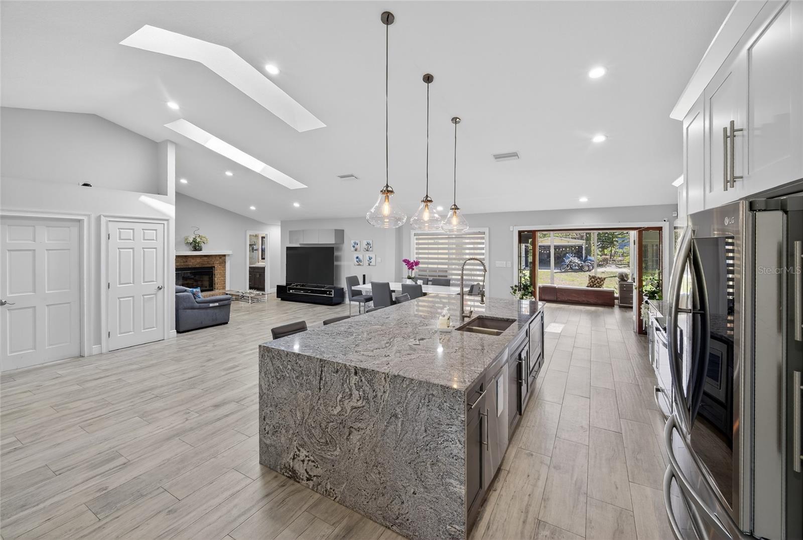 1184 LAURA ST, CASSELBERRY, FL, 32707
