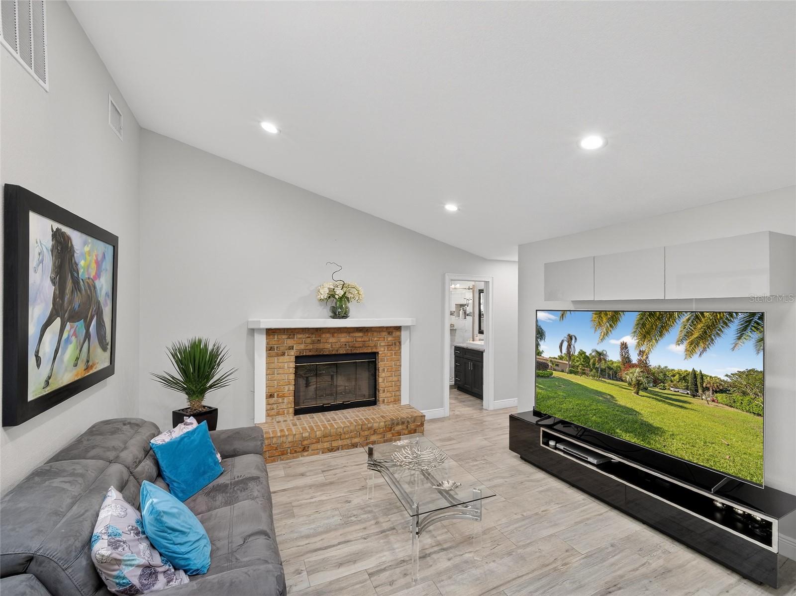1184 LAURA ST, CASSELBERRY, FL, 32707