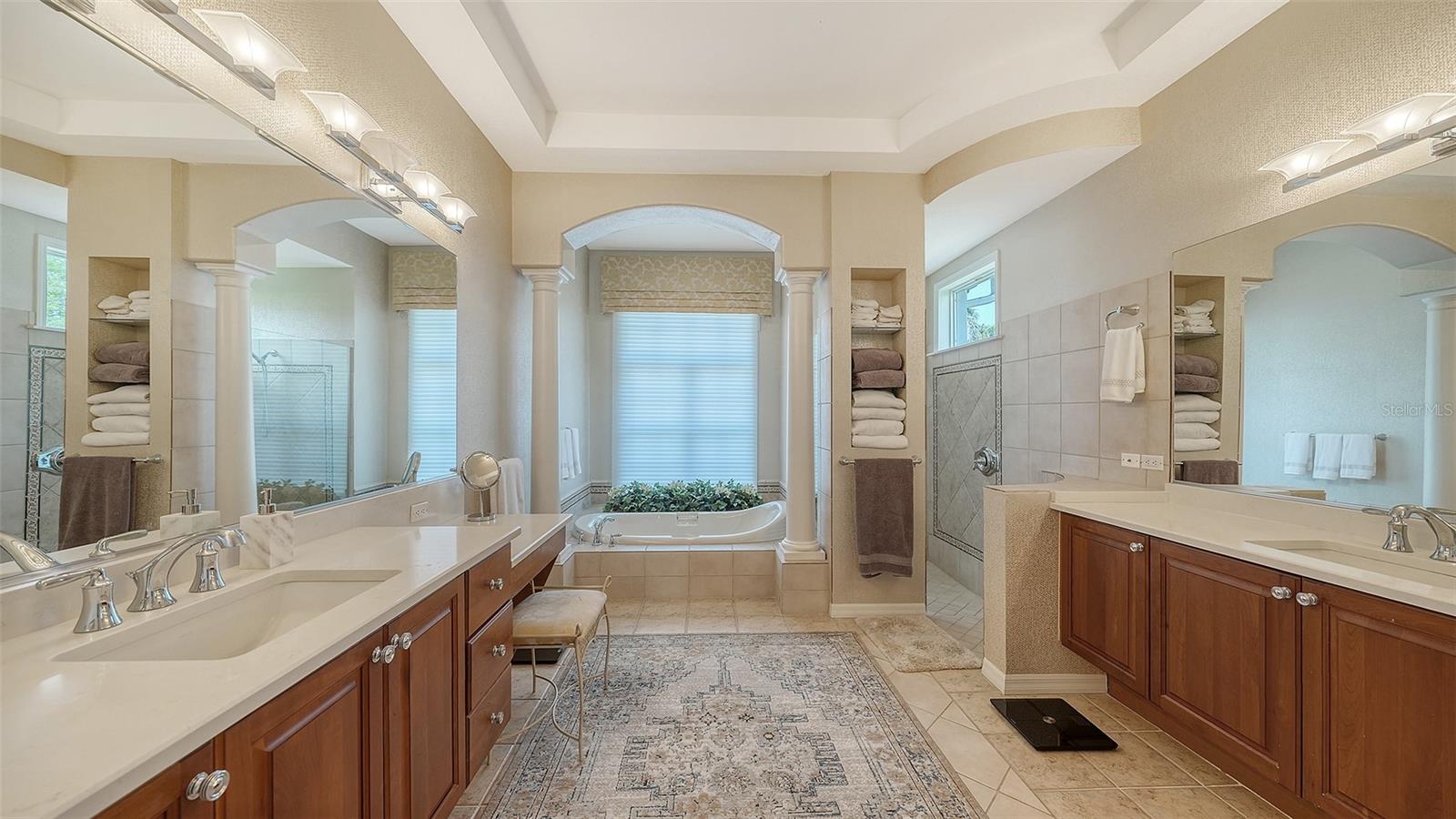 A4686927 Property Photo