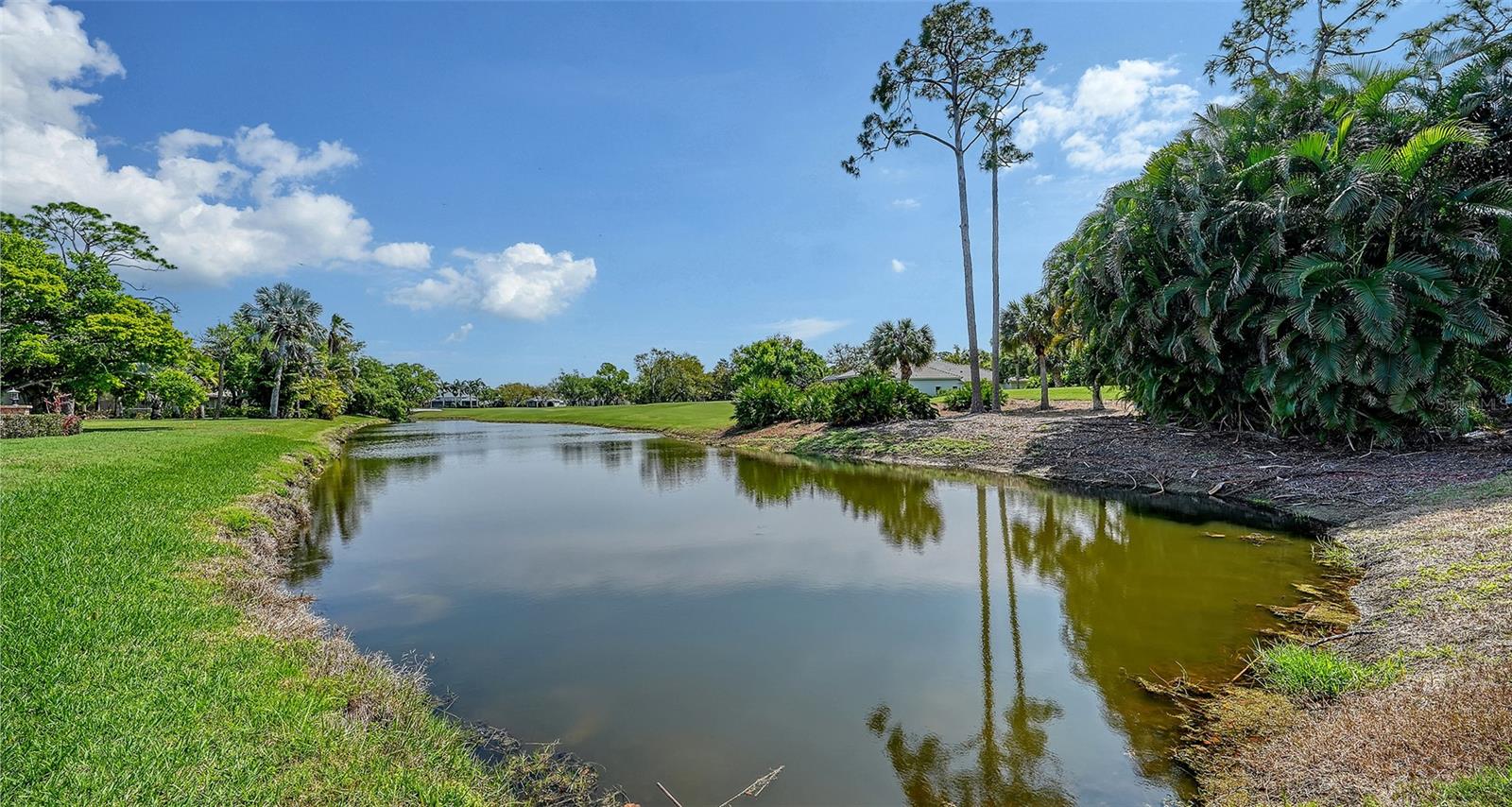 A4686927 Property Photo