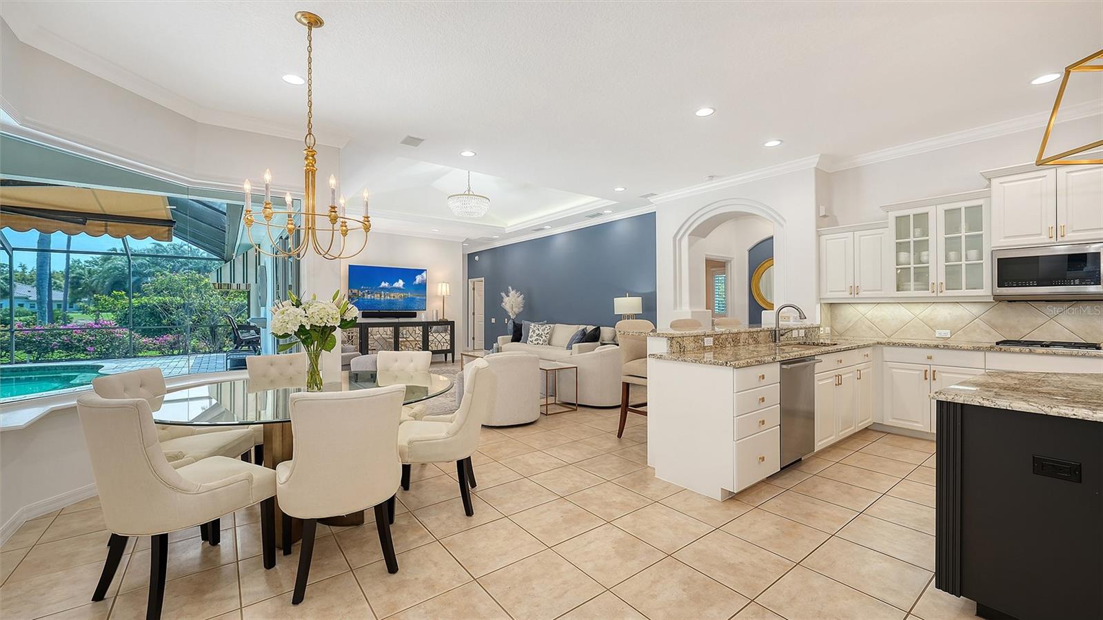 A4686927 Property Photo
