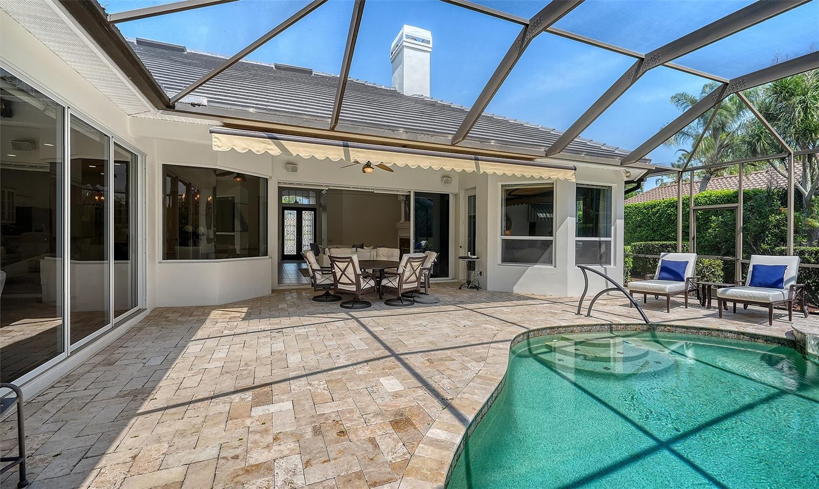 A4686927 Property Photo