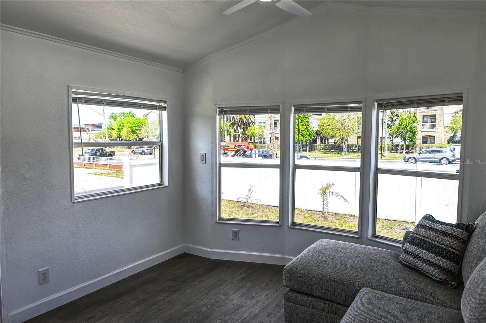 6720 PARK BLVD N #1, PINELLAS PARK, FL, 33781