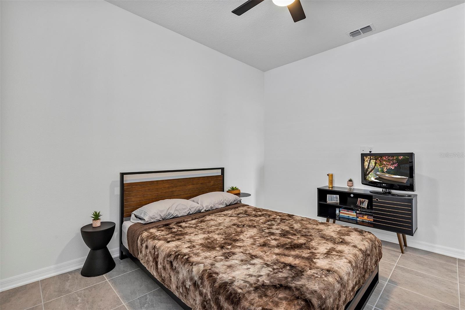 2163 BAY LINE RD, OAKLAND, FL, 34787