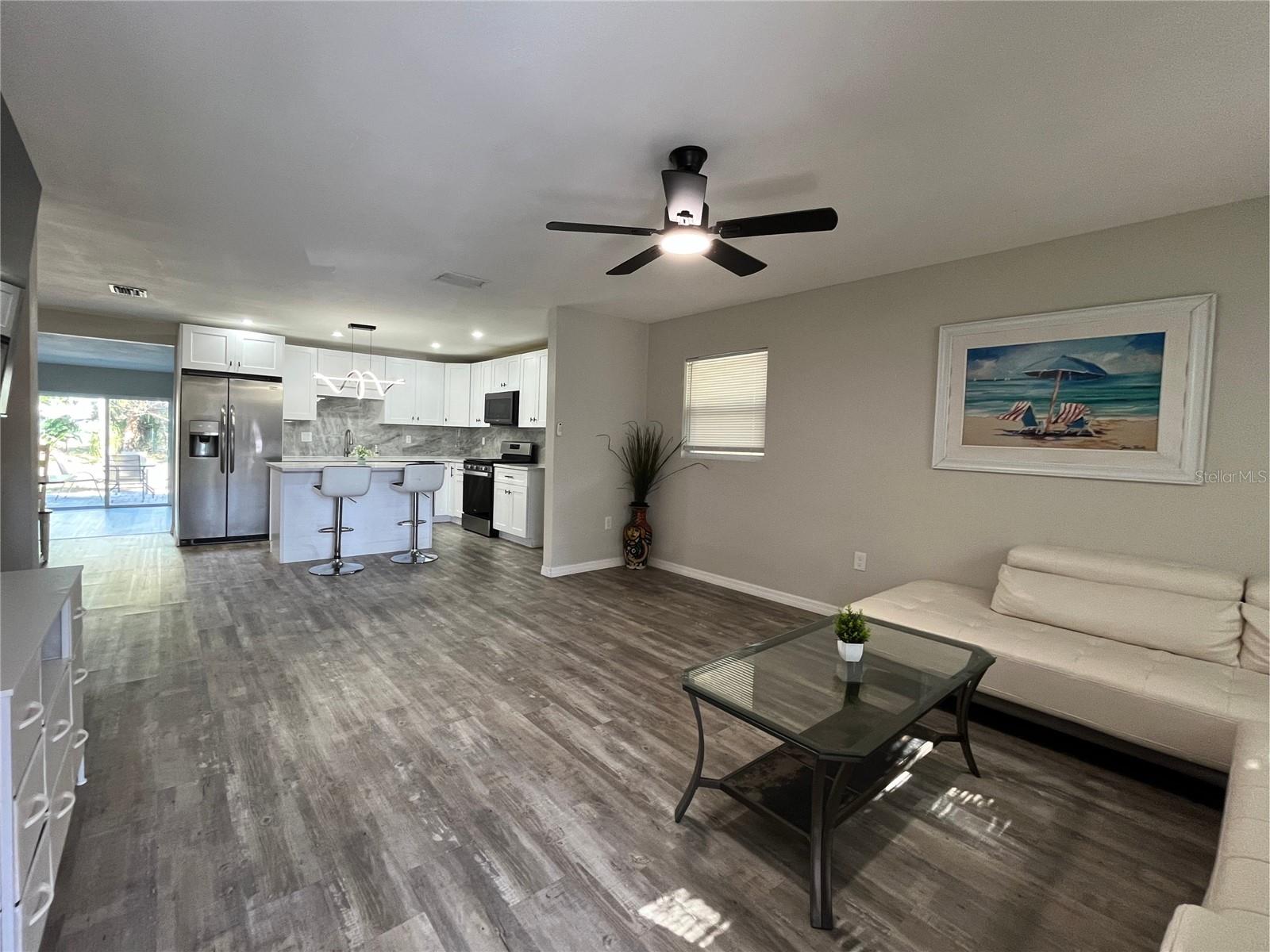1039 N MISSOURI AVE, CLEARWATER, FL, 33755