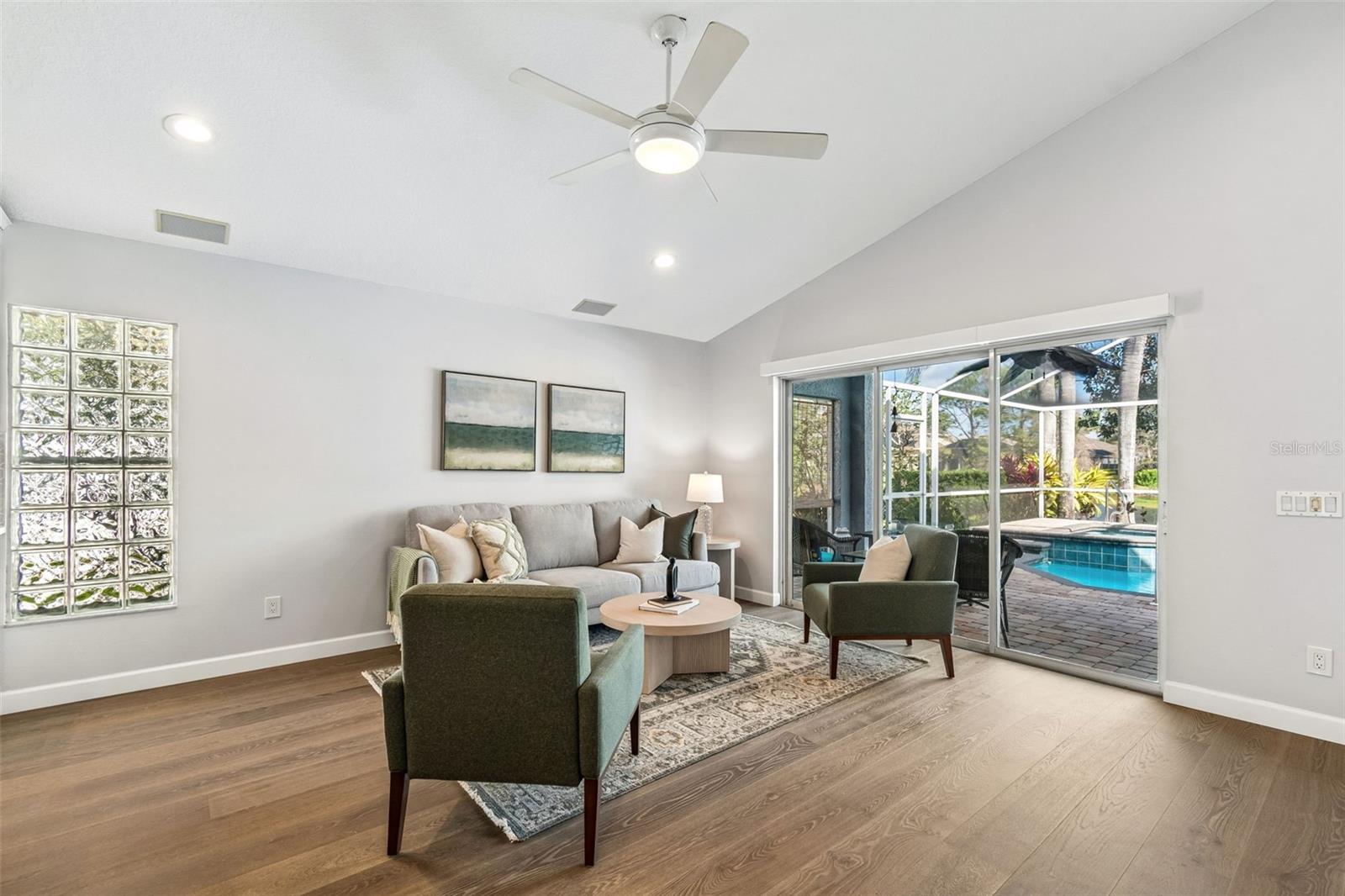 10145 KINGSBRIDGE AVE, TAMPA, FL, 33626