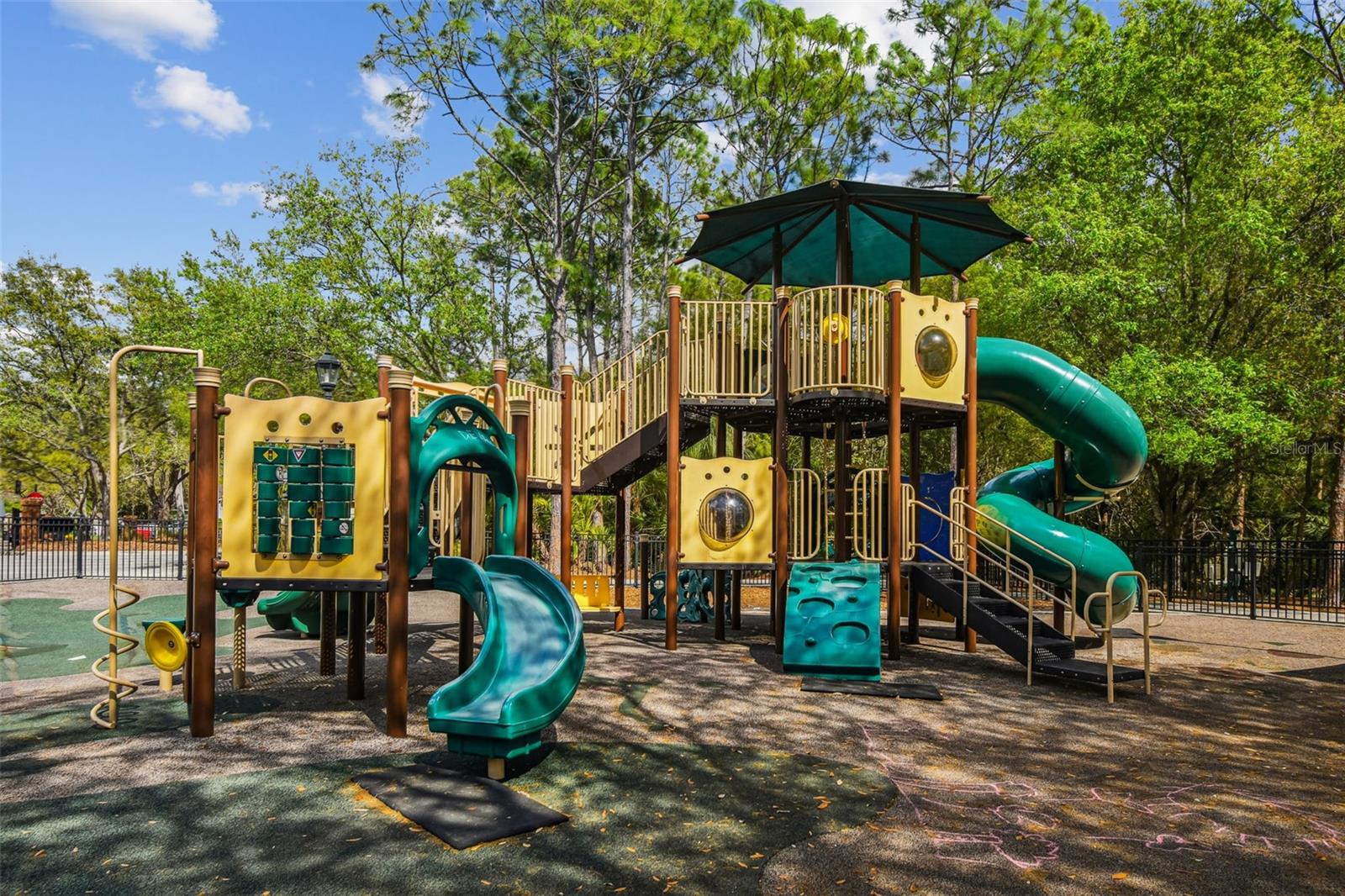 10145 KINGSBRIDGE AVE, TAMPA, FL, 33626