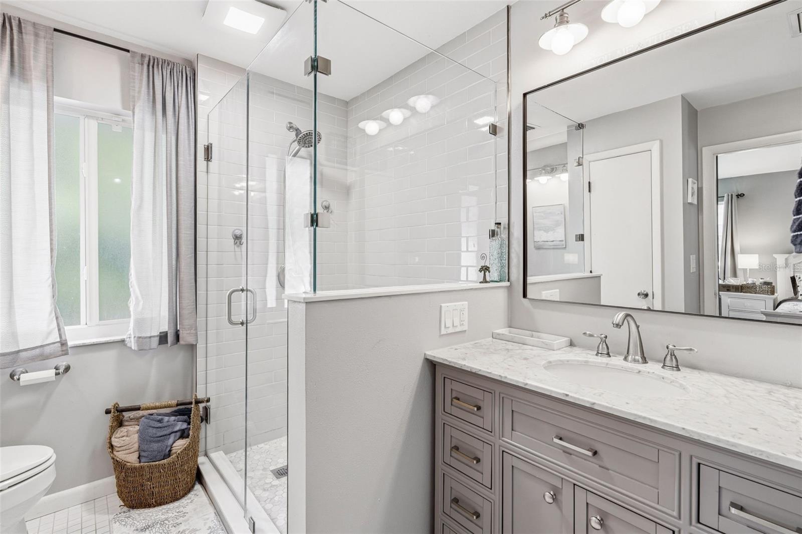 2440 AUBURN BLVD, PORT CHARLOTTE, FL, 33948