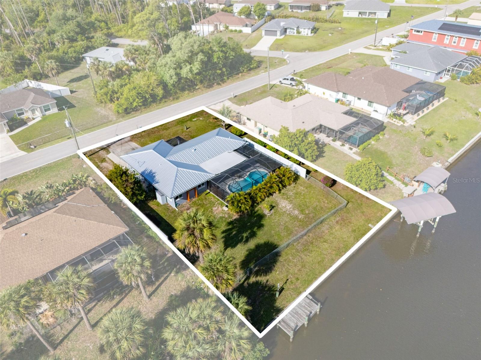 2440 AUBURN BLVD, PORT CHARLOTTE, FL, 33948