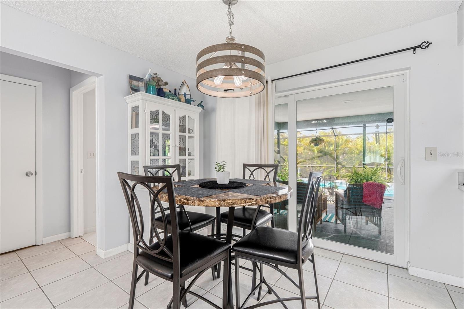 2440 AUBURN BLVD, PORT CHARLOTTE, FL, 33948