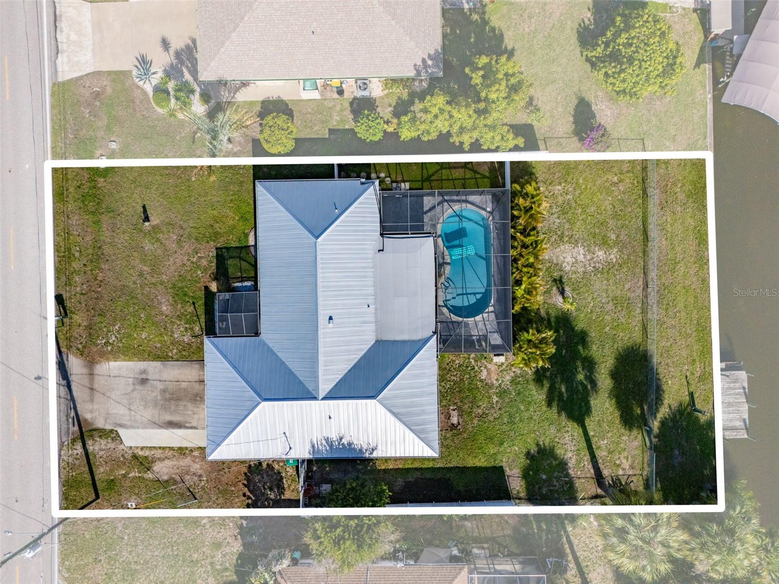 2440 AUBURN BLVD, PORT CHARLOTTE, FL, 33948