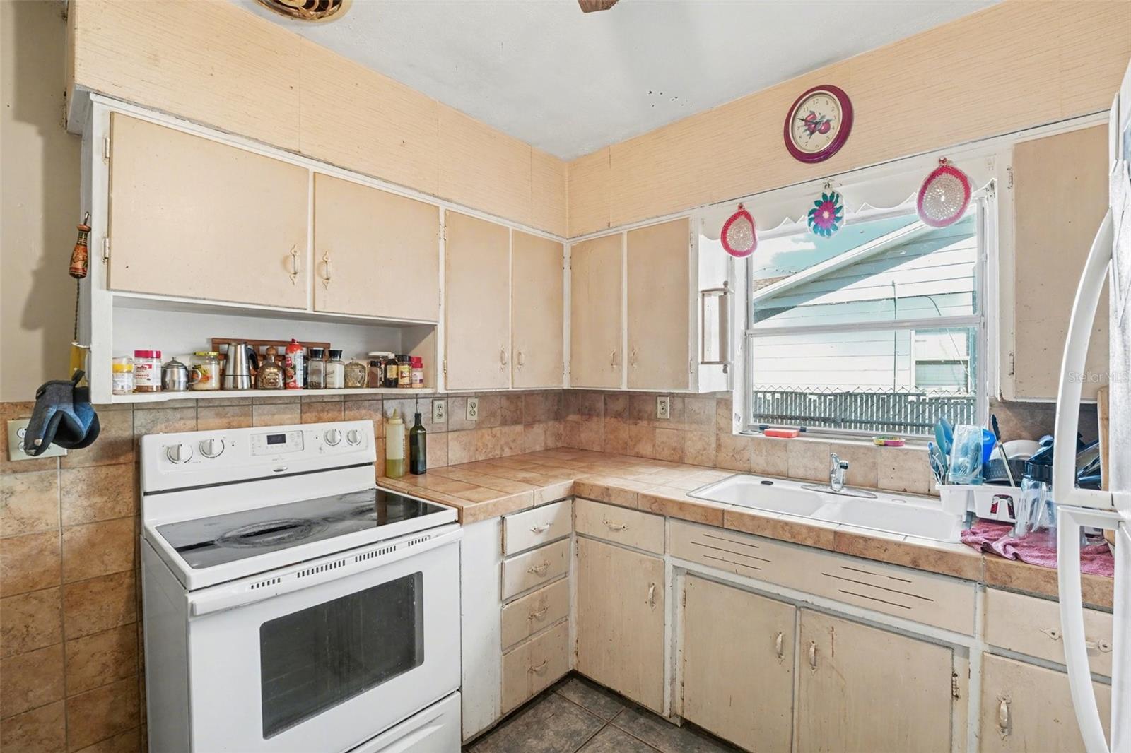 1638 E MAIN ST, LAKELAND, FL, 33801