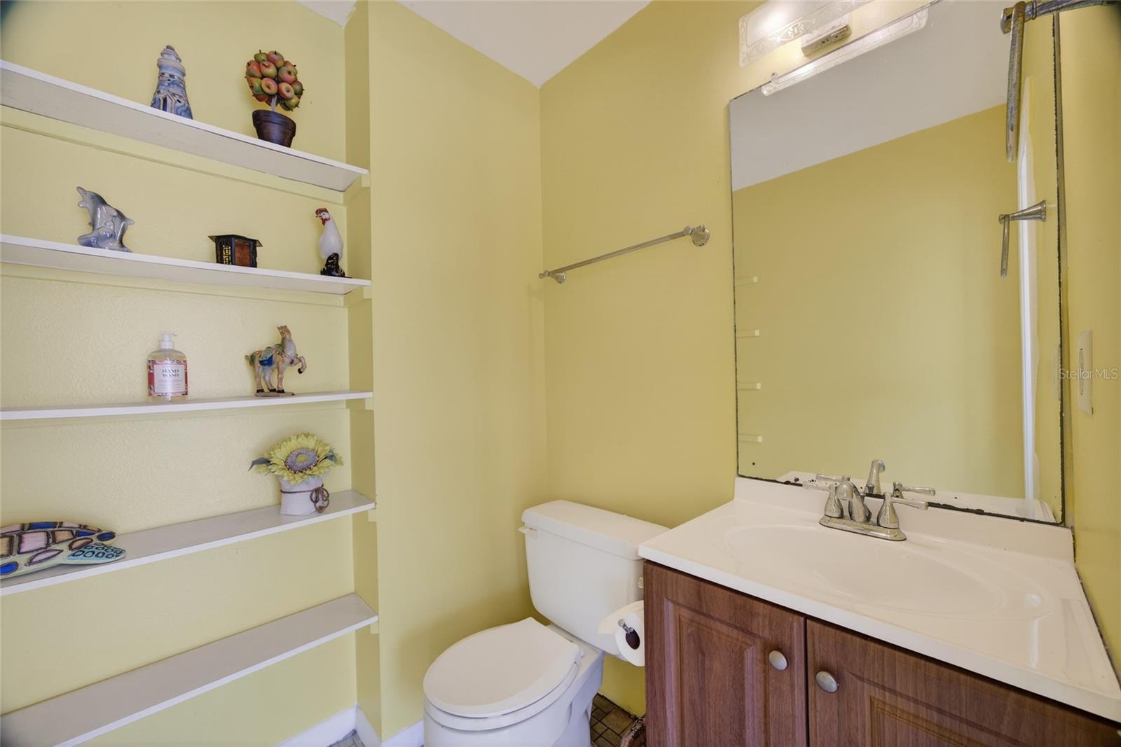 2484 BROAD RANCH DR, PORT CHARLOTTE, FL, 33948